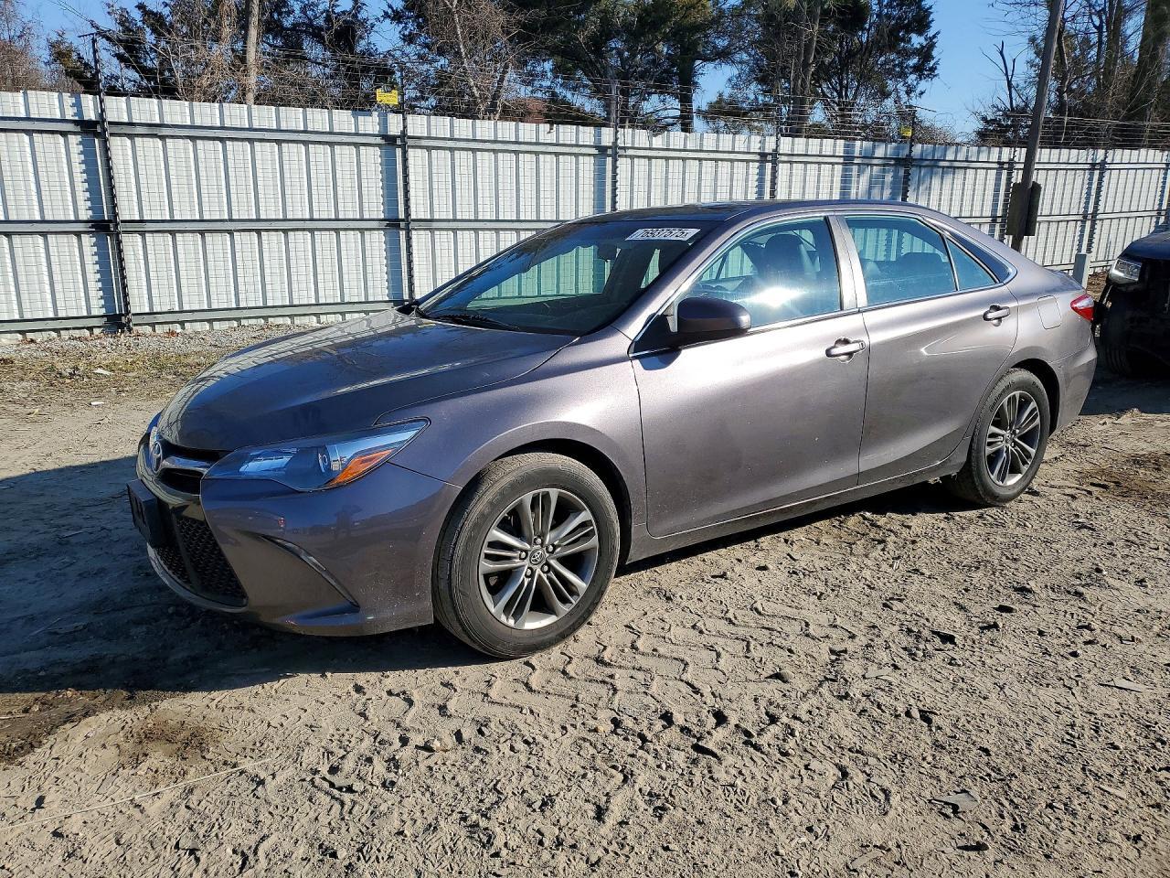 2017 TOYOTA CAMRY