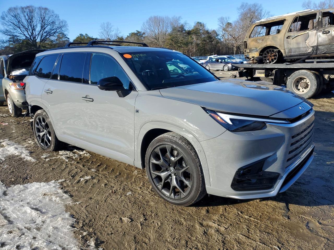 2024 LEXUS TX 500H