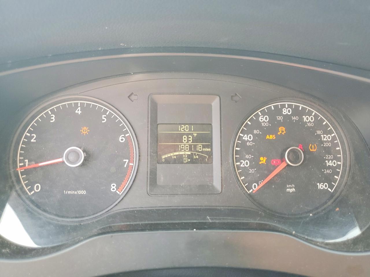2011 VOLKSWAGEN JETTA