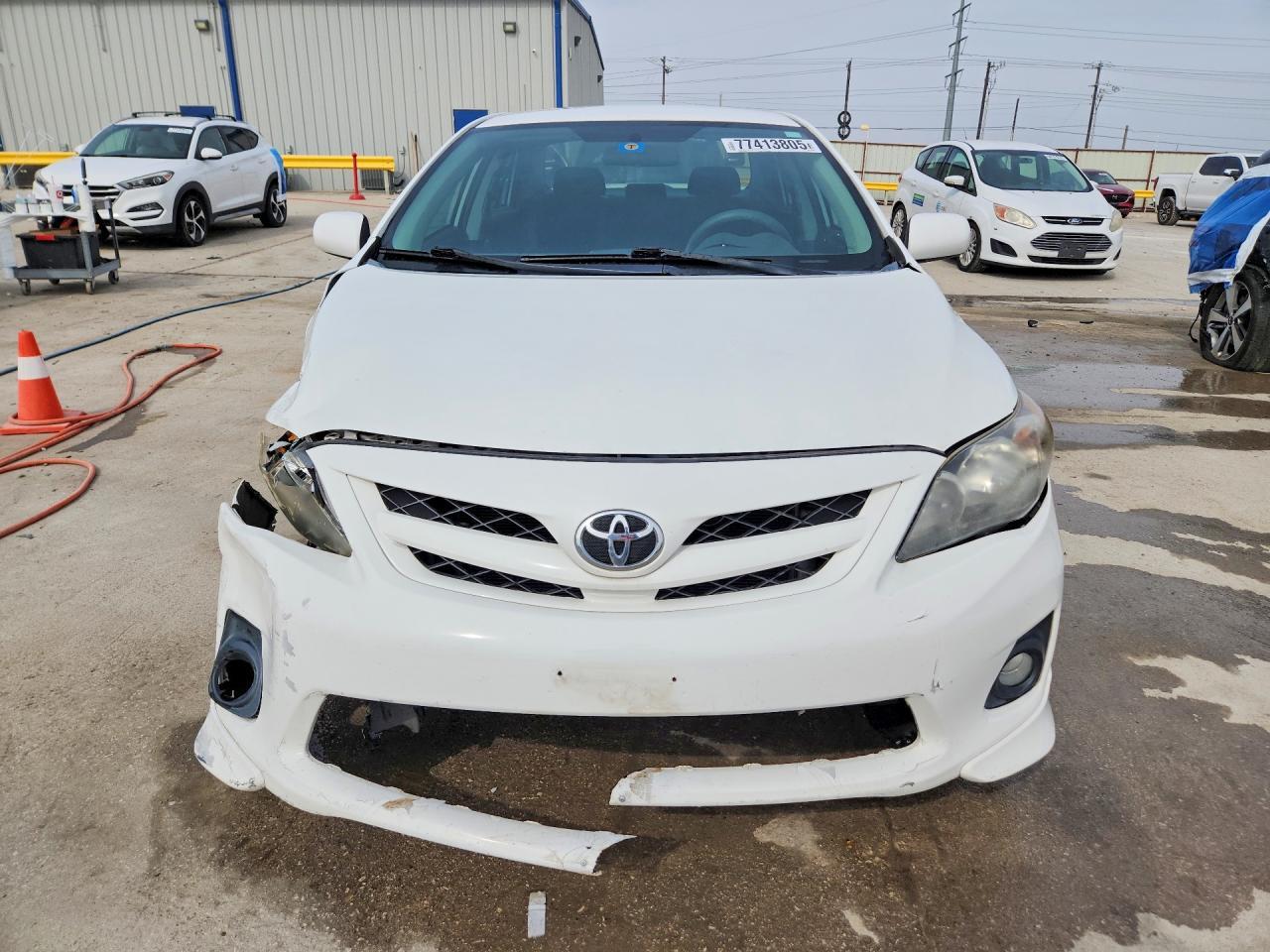 2011 TOYOTA COROLLA
