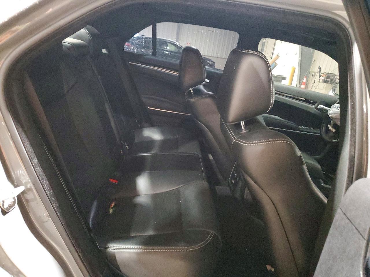 2018 CHRYSLER 300