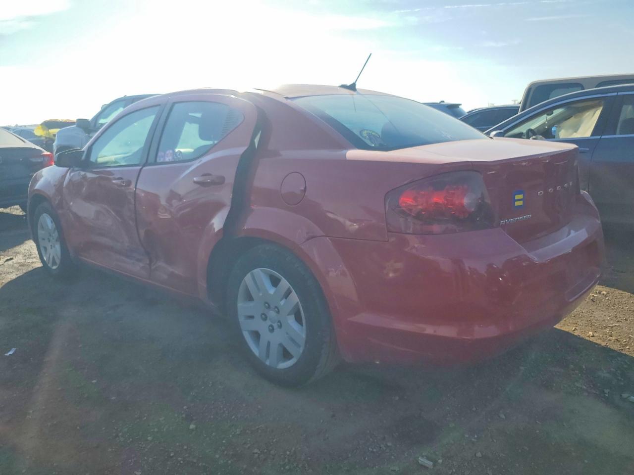 2012 DODGE Avenger