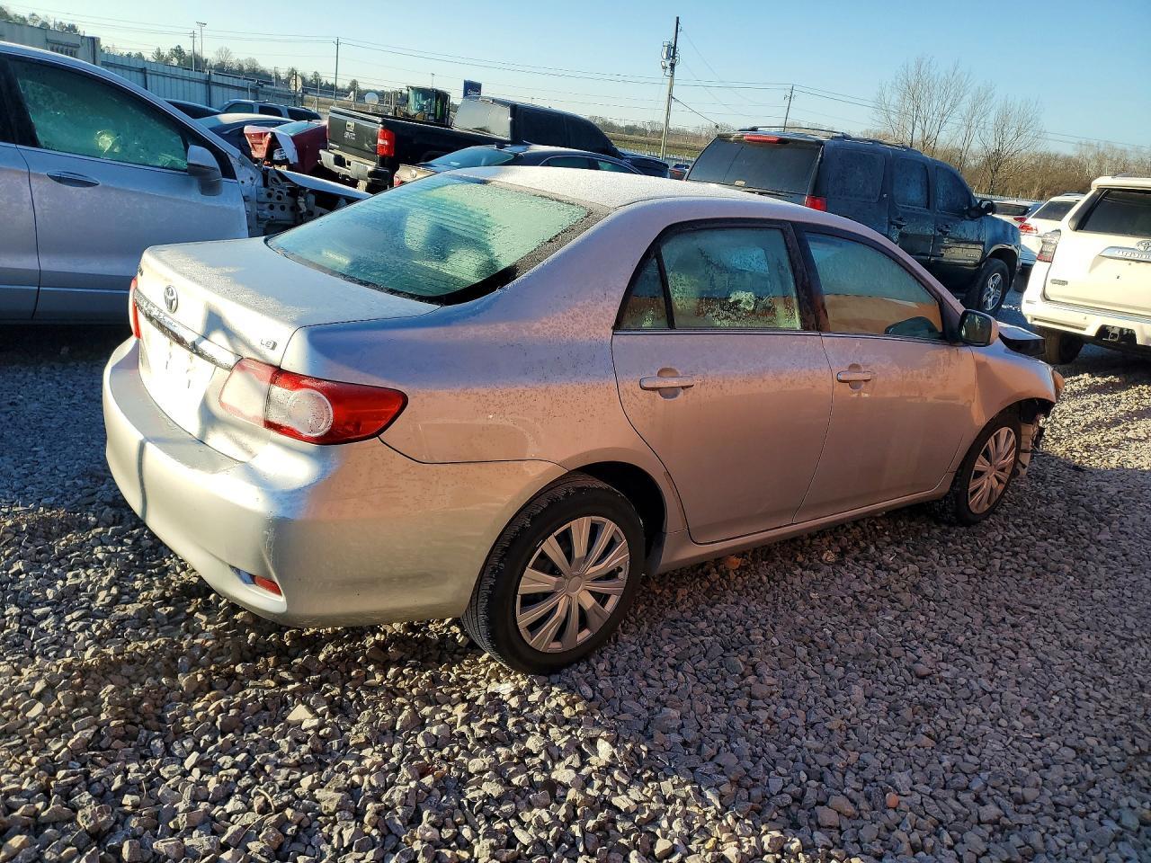 2013 TOYOTA COROLLA