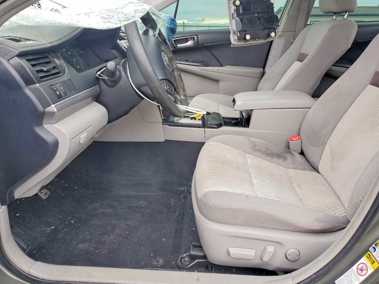 2014 TOYOTA CAMRY