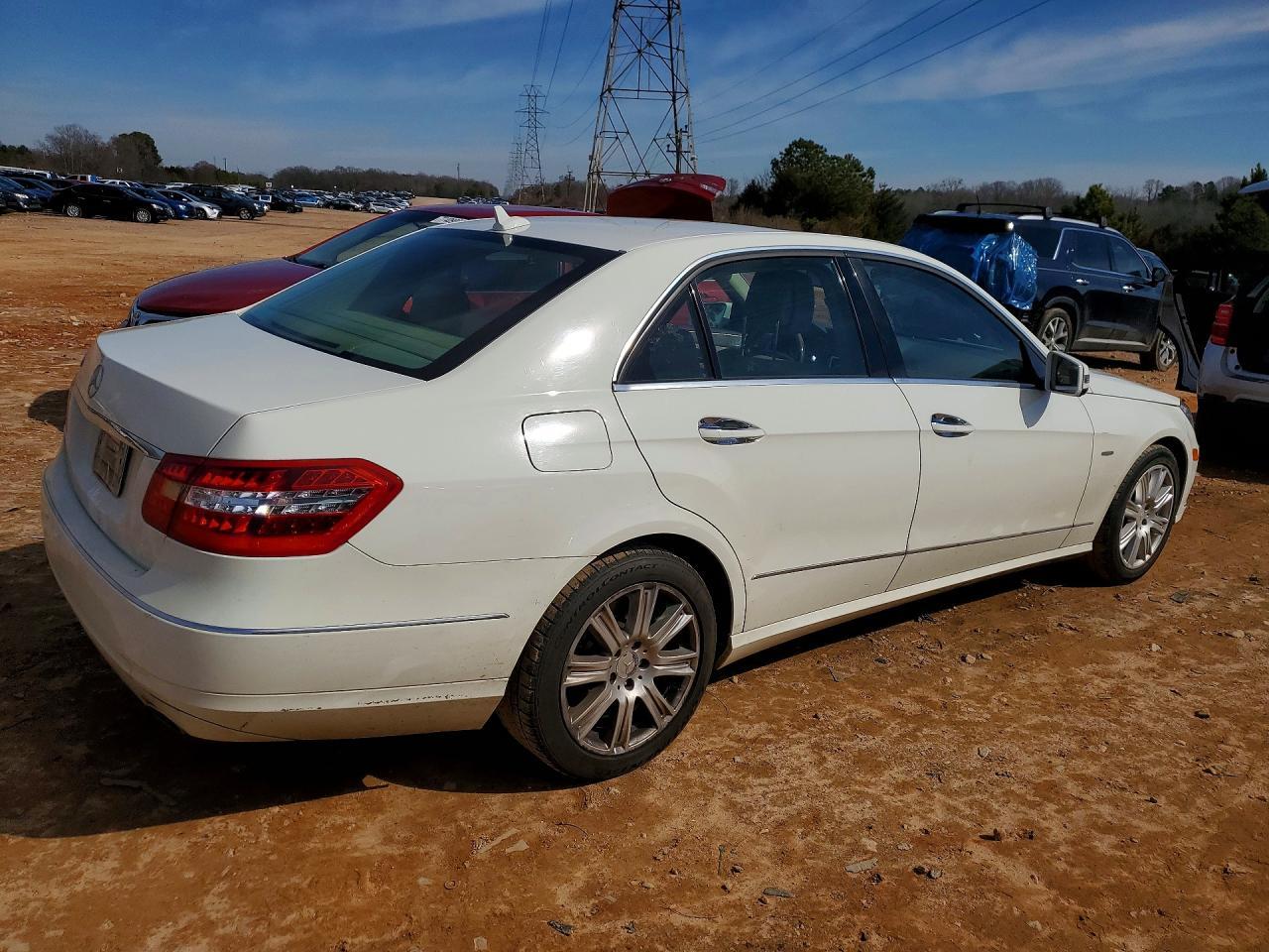 2012 MERCEDES-BENZ E-Class