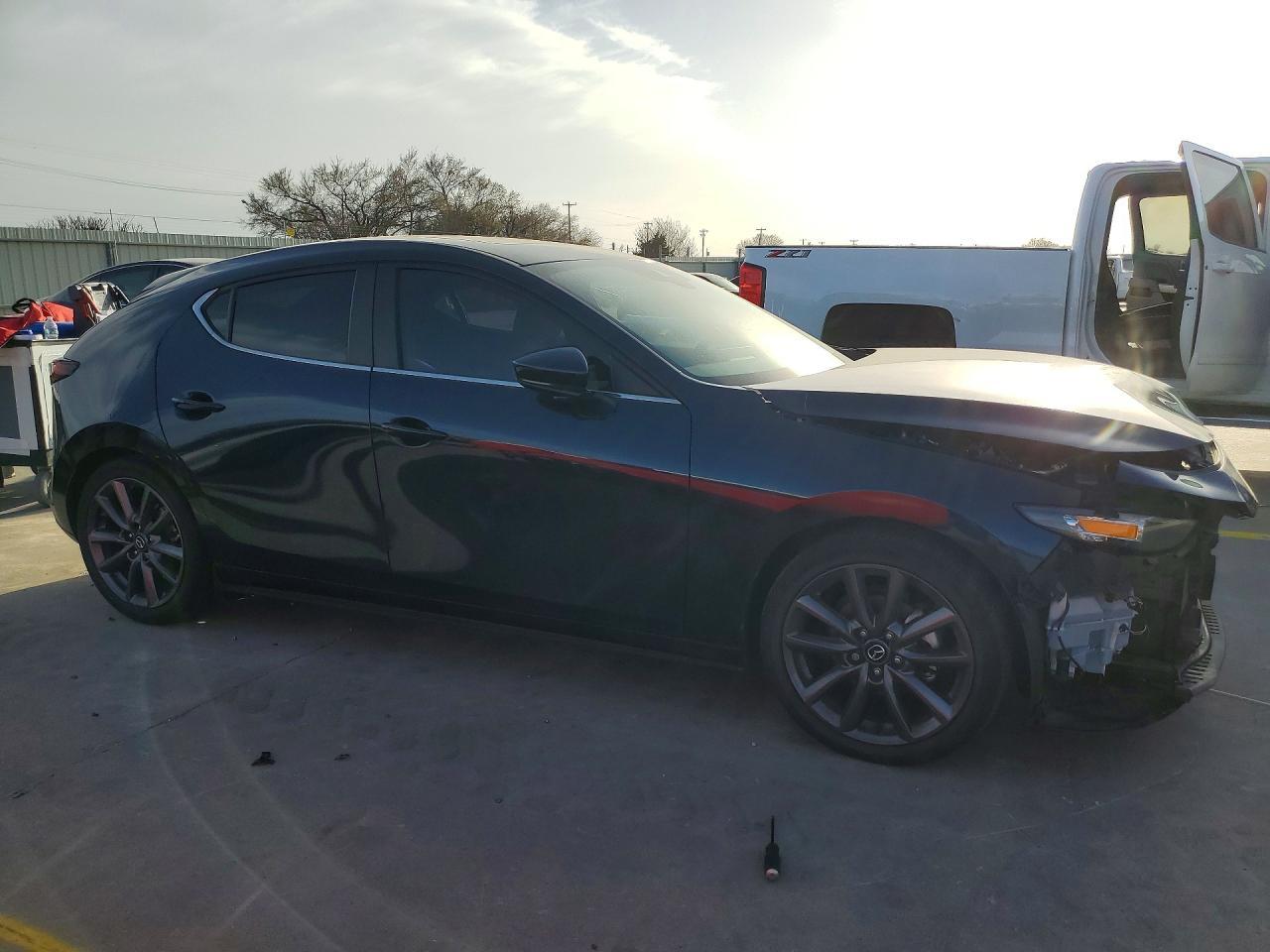 2021 MAZDA 3