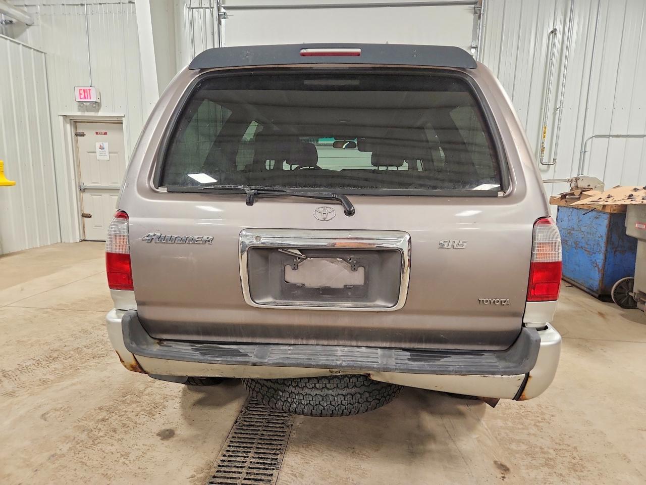 2000 TOYOTA 4Runner