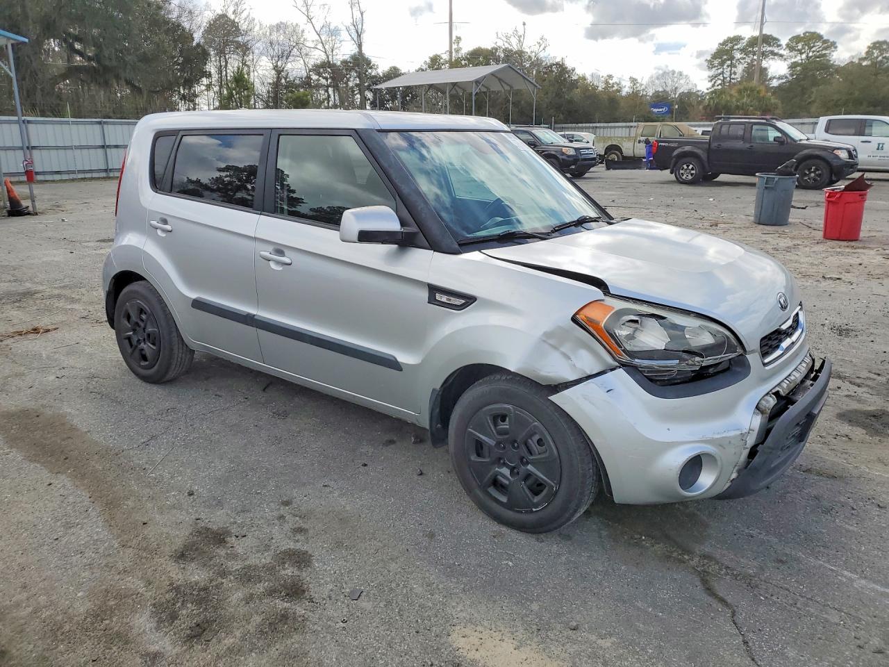 2013 KIA SOUL