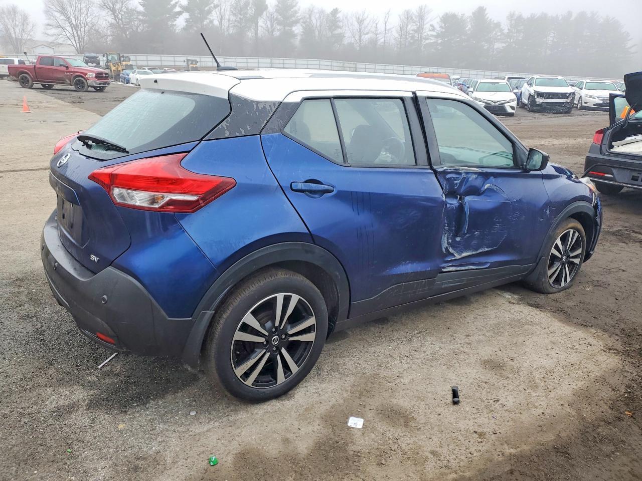 2020 NISSAN KICKS