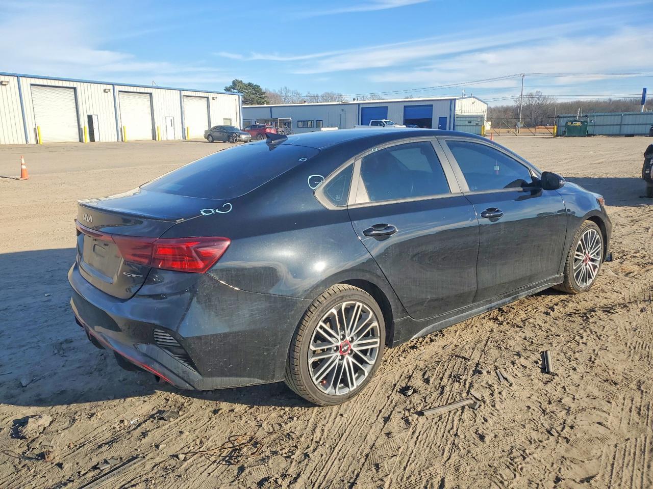 2023 KIA FORTE