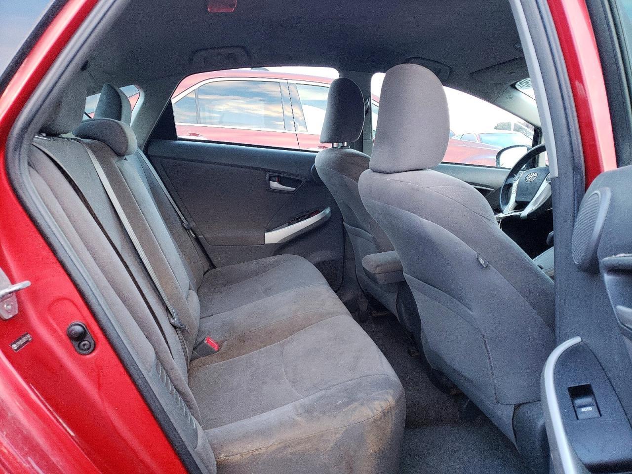2011 TOYOTA PRIUS