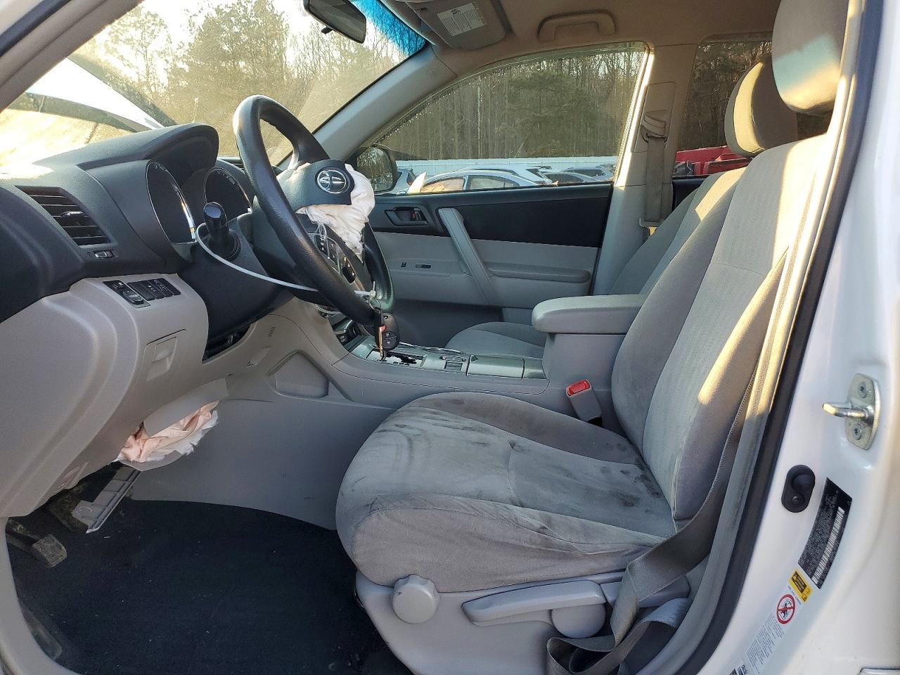 2013 TOYOTA HIGHLANDER