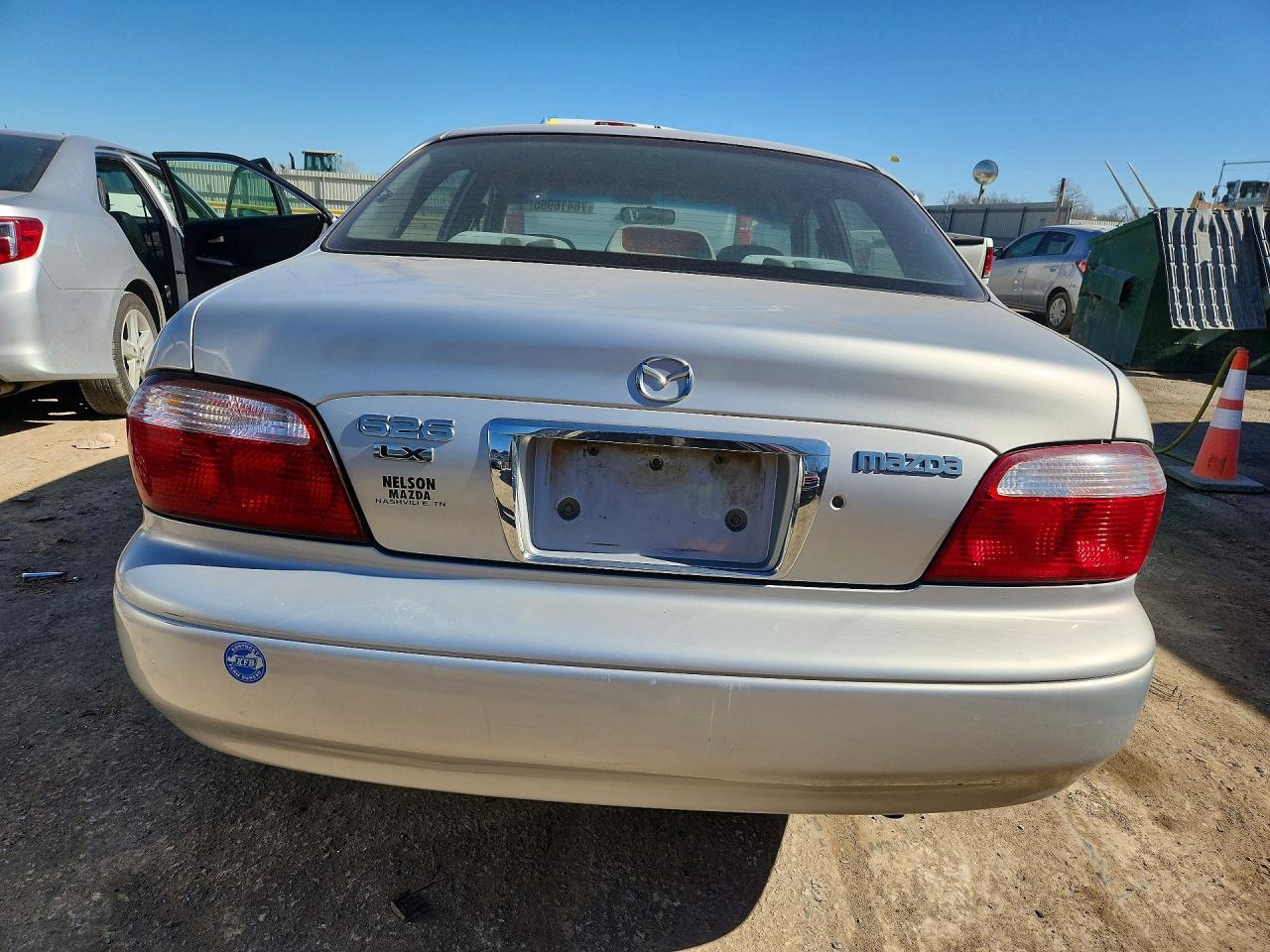 2000 MAZDA 626