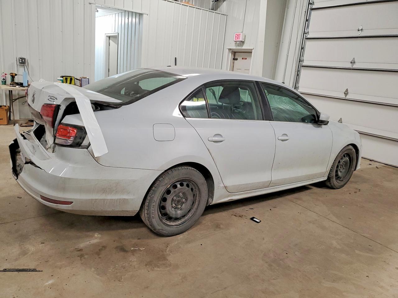 2017 VOLKSWAGEN JETTA