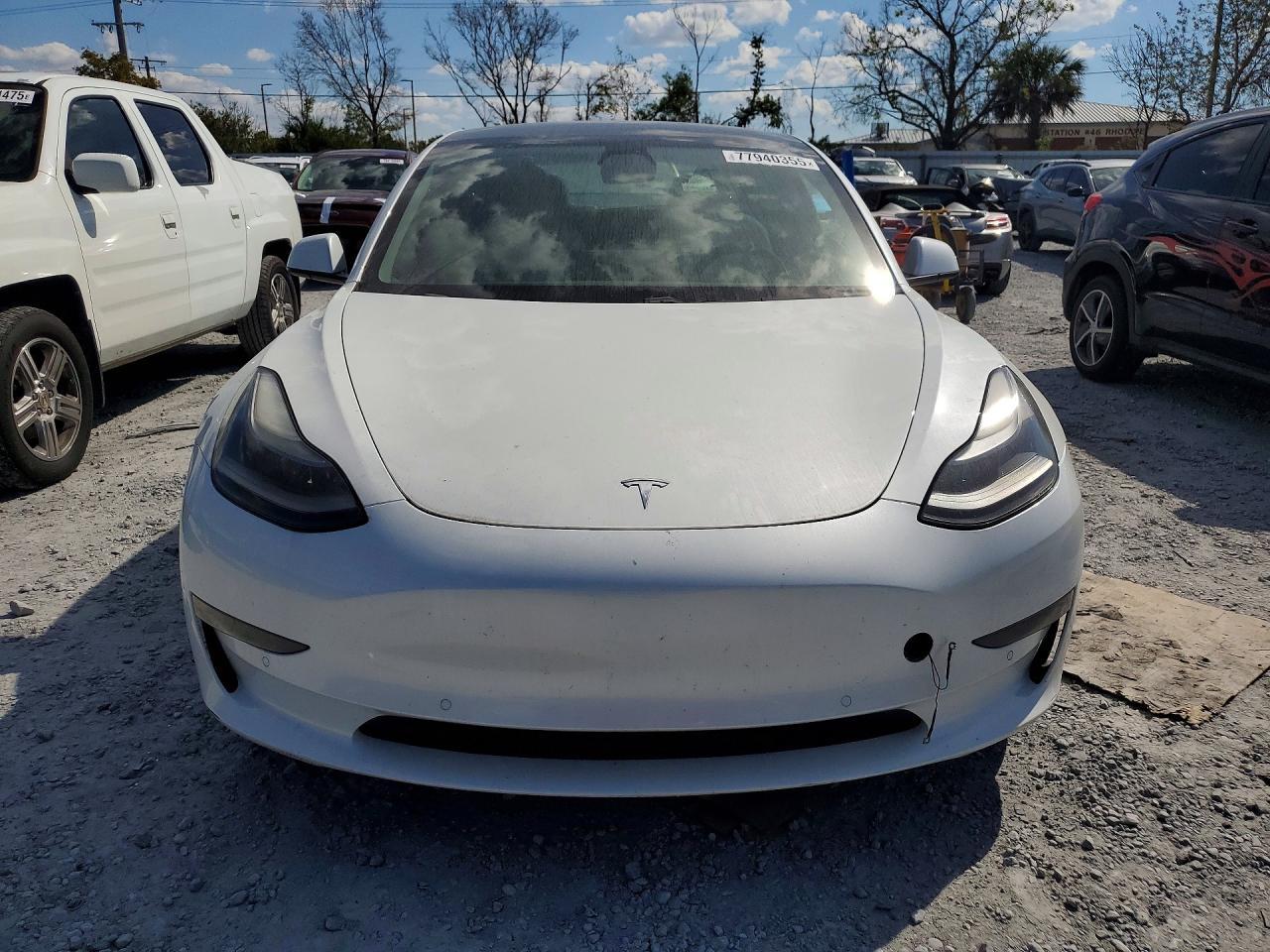 2021 TESLA MODEL 3
