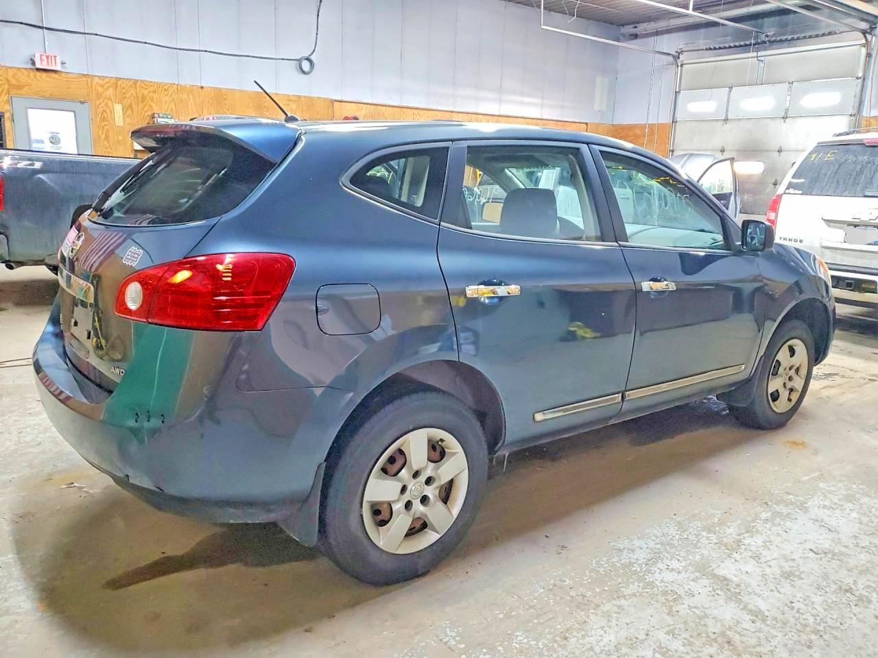 2014 NISSAN ROGUE