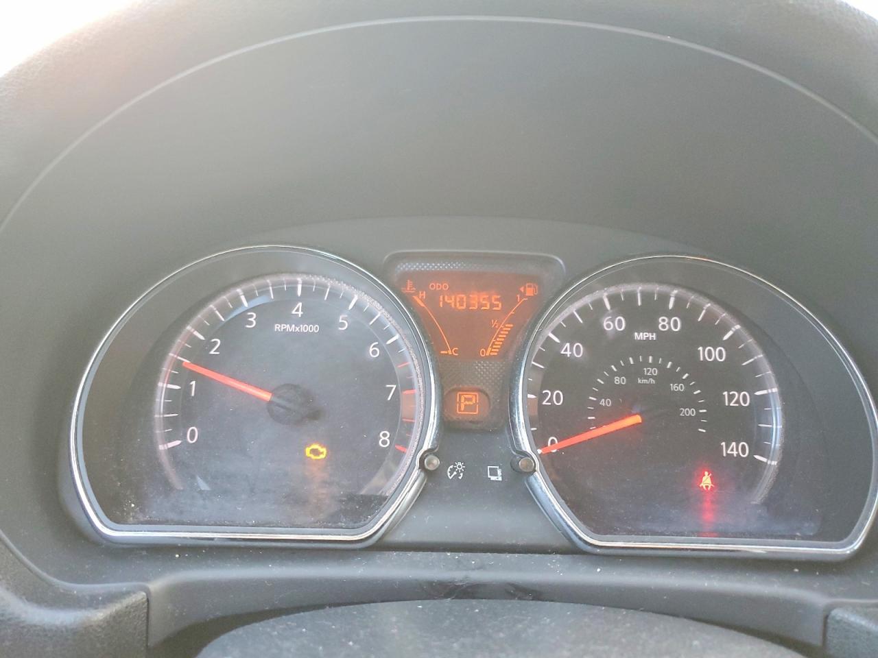 2012 NISSAN VERSA