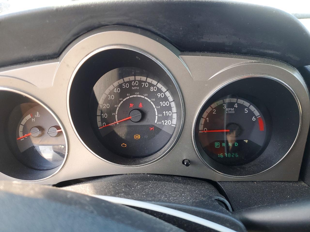 2010 DODGE Avenger
