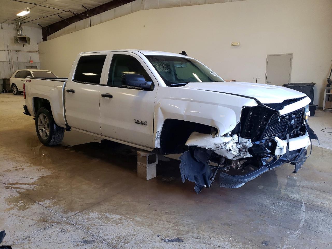 2018 CHEVROLET Silverado