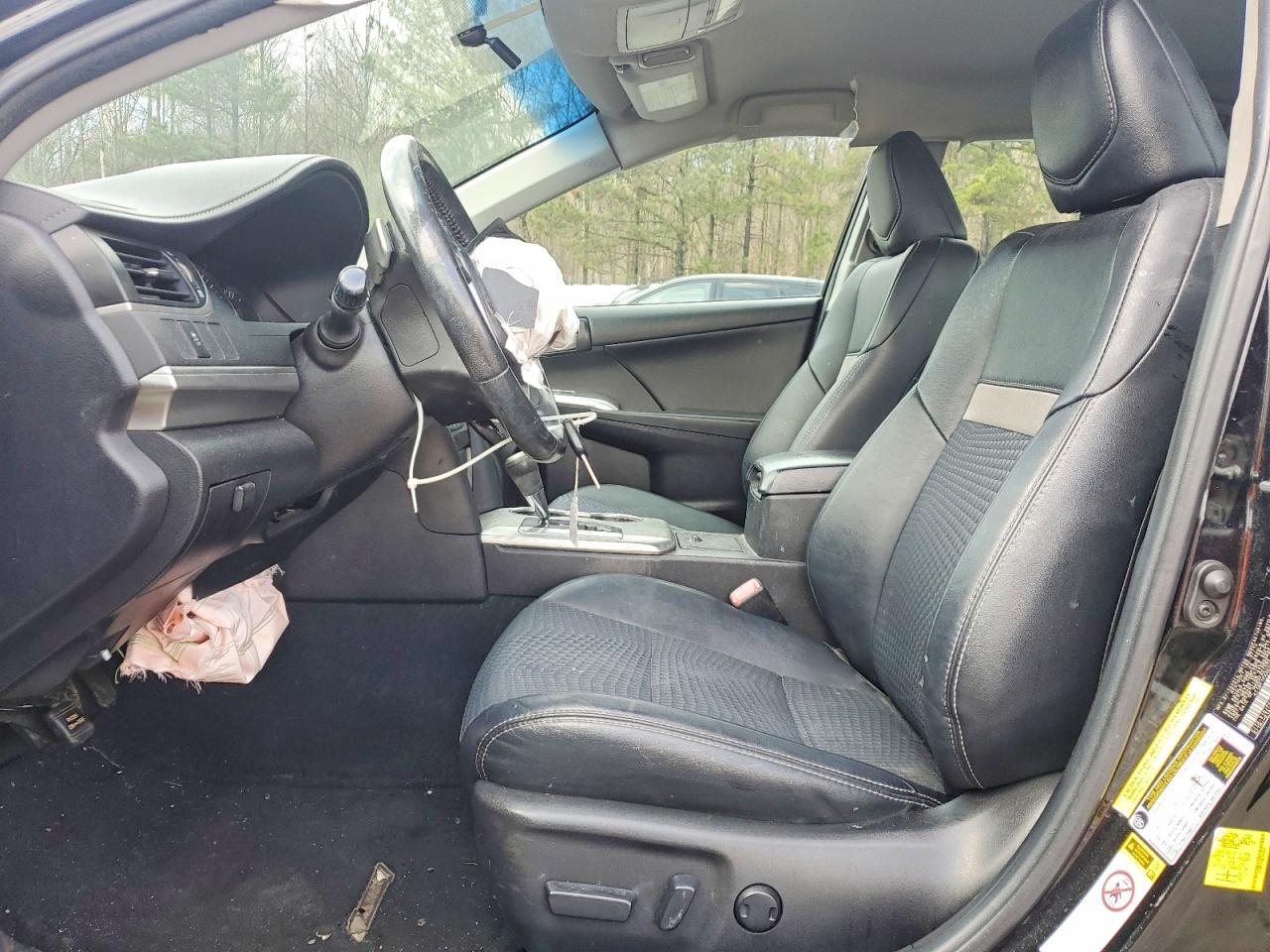 2014 TOYOTA CAMRY
