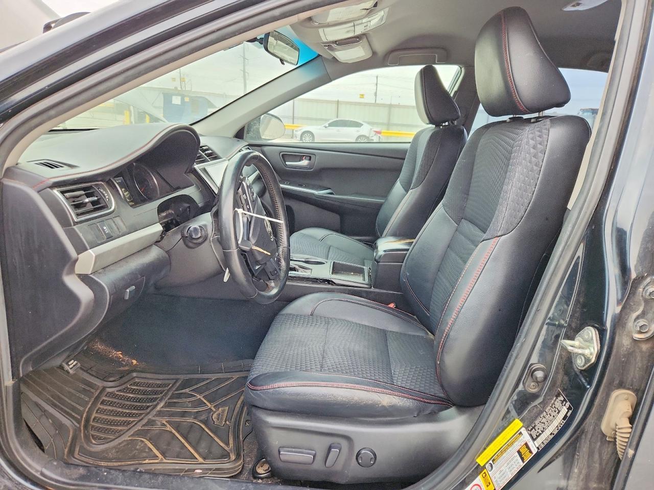 2015 TOYOTA CAMRY