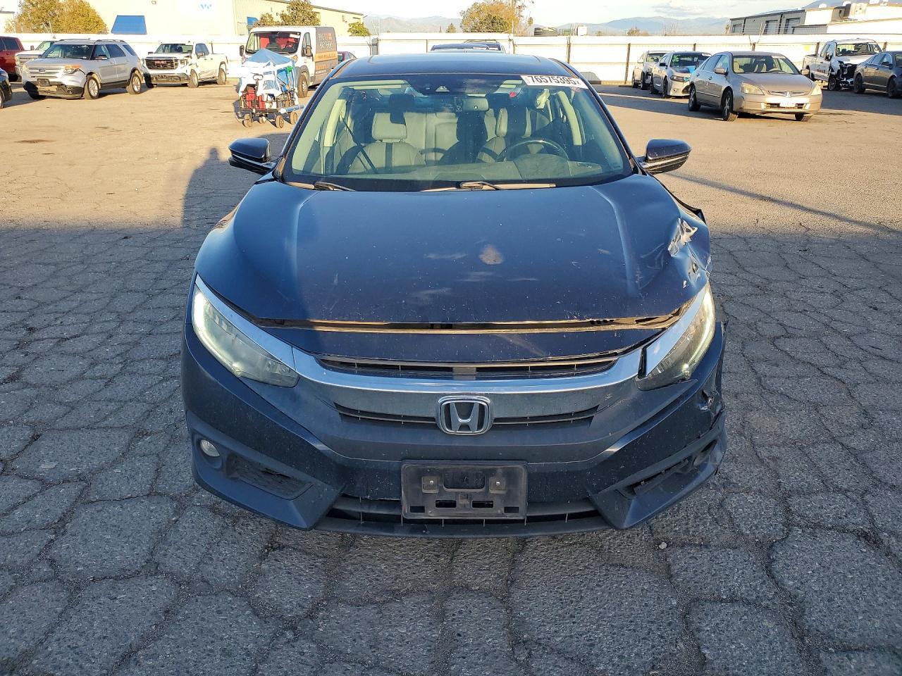 2017 HONDA CIVIC