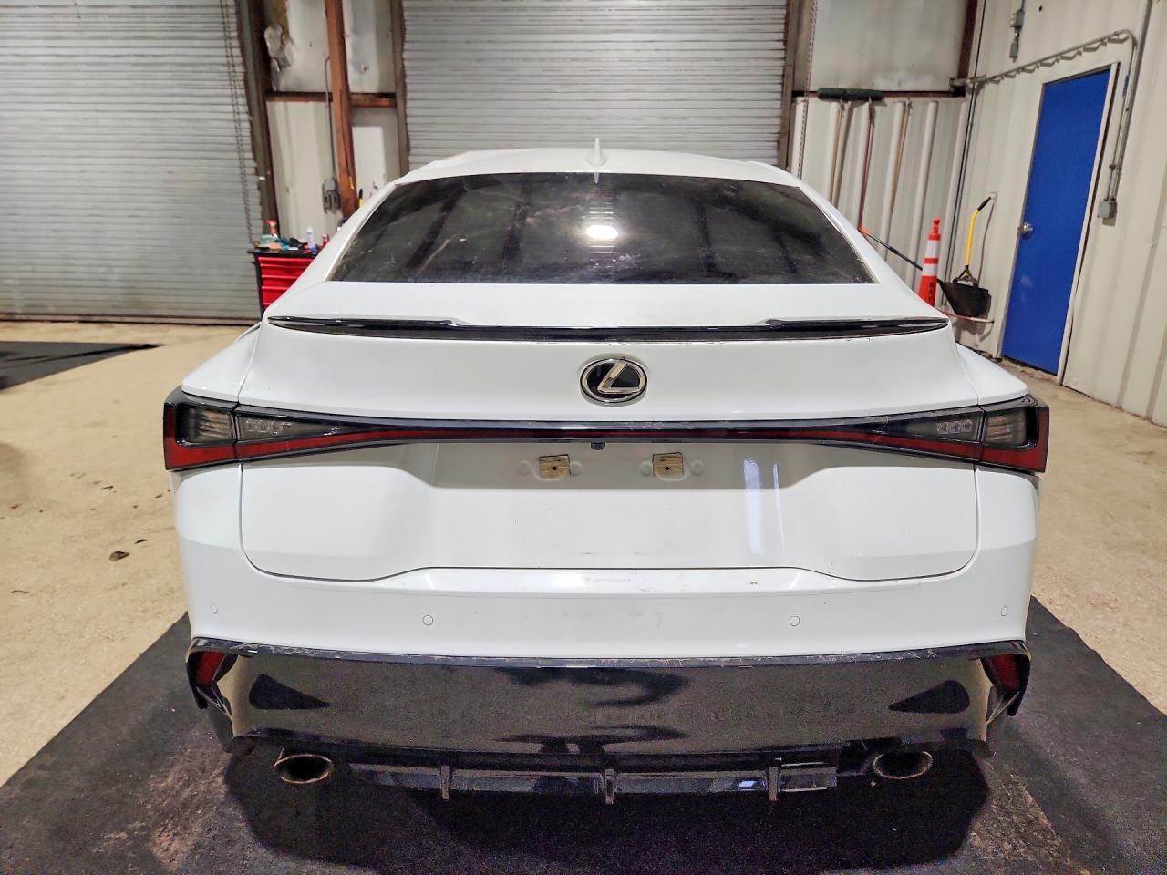 2024 LEXUS IS 350