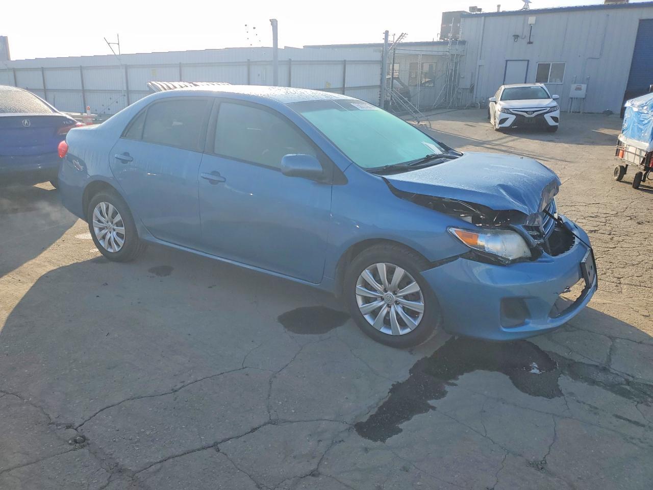 2013 TOYOTA COROLLA
