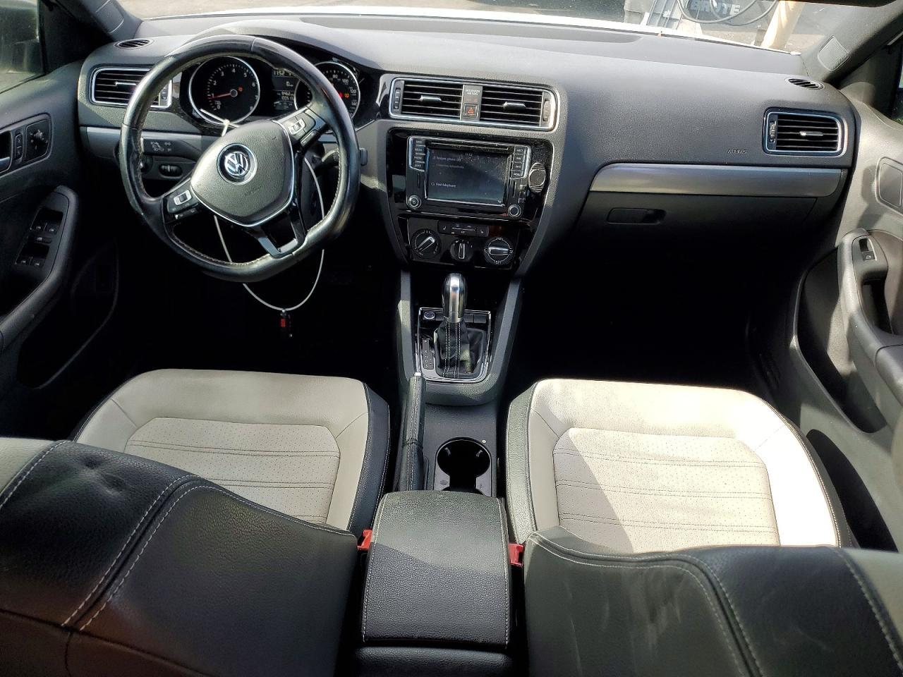 2017 VOLKSWAGEN JETTA