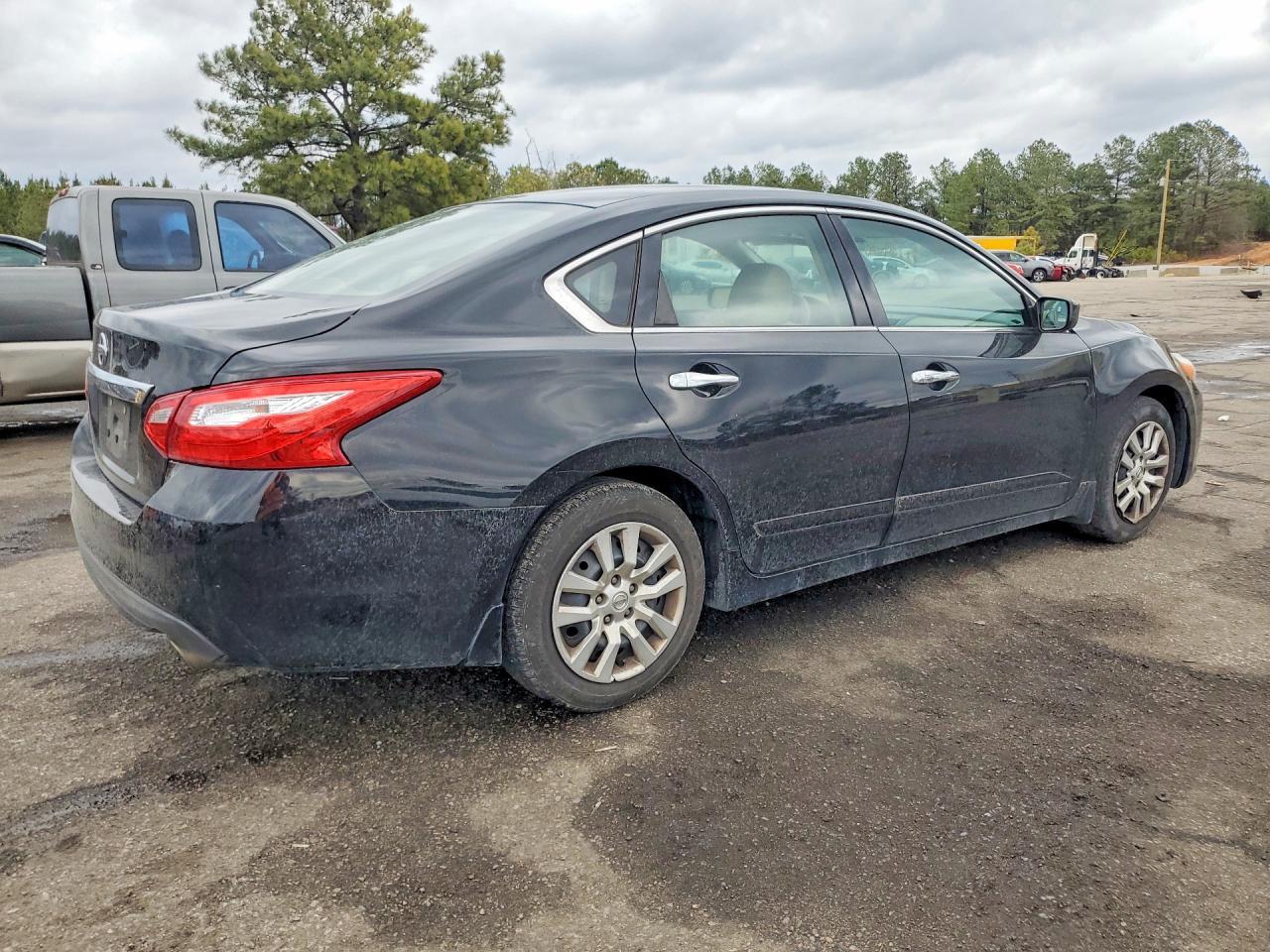 2017 NISSAN ALTIMA