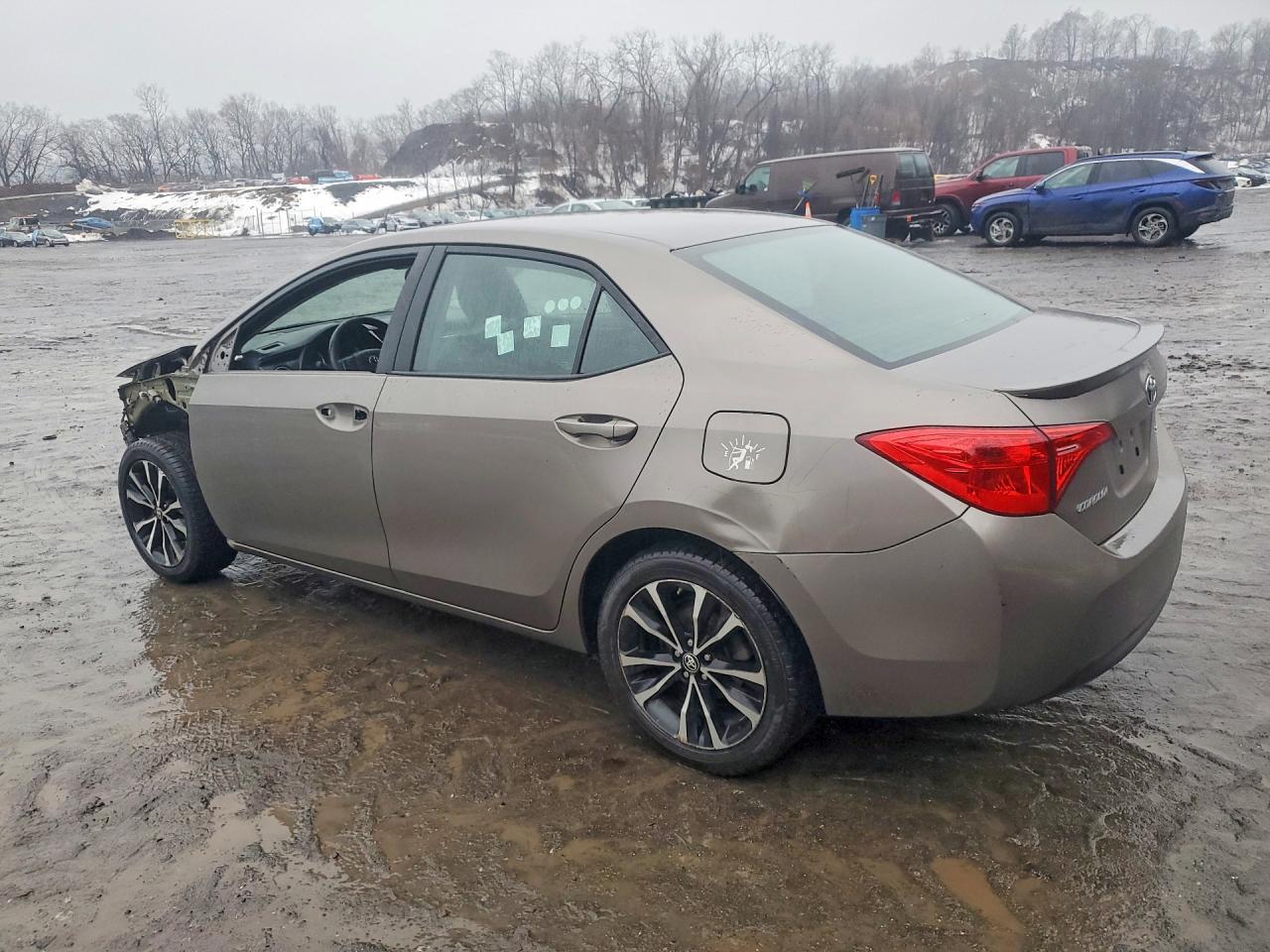 2017 TOYOTA COROLLA