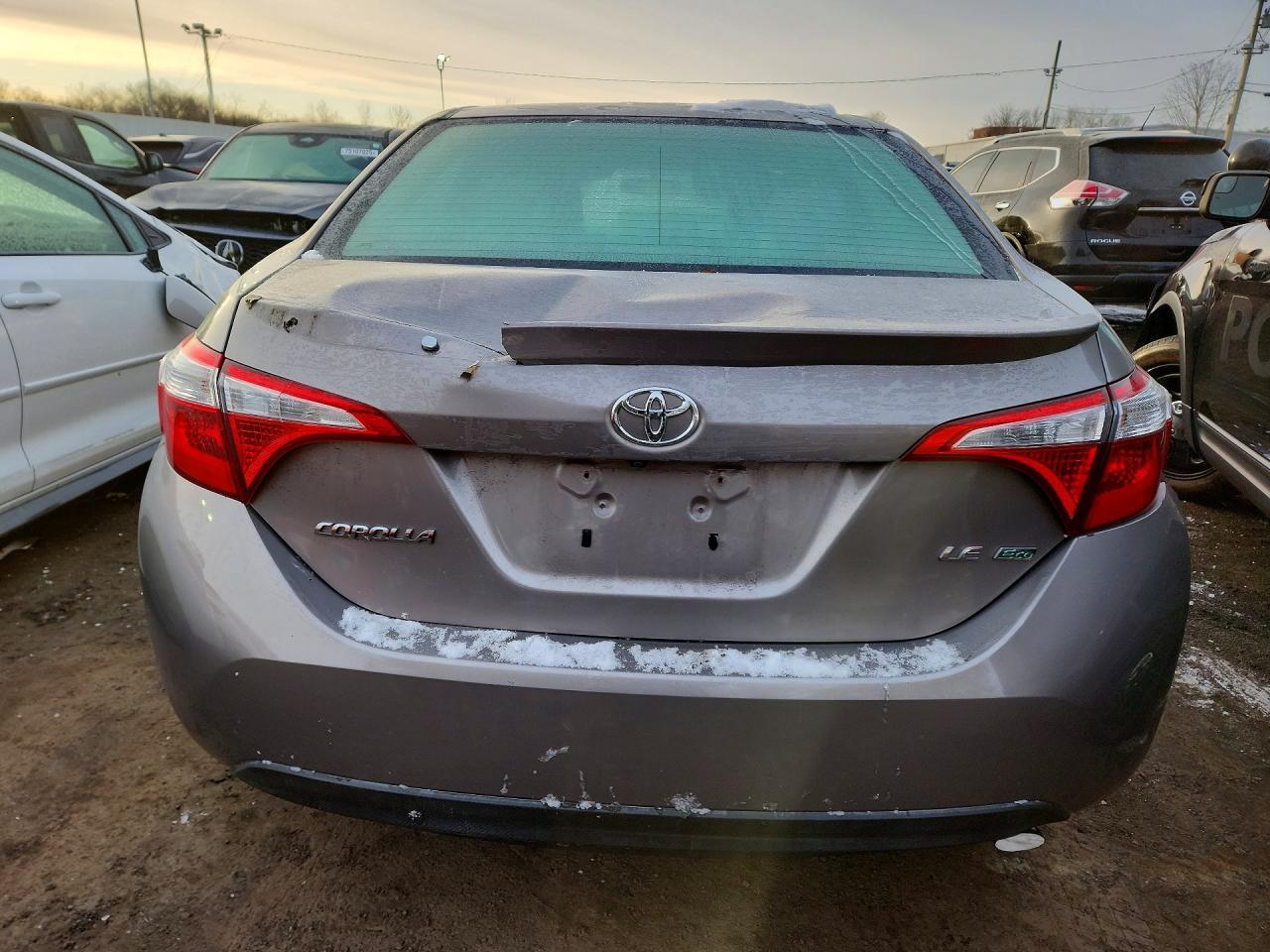 2015 TOYOTA COROLLA