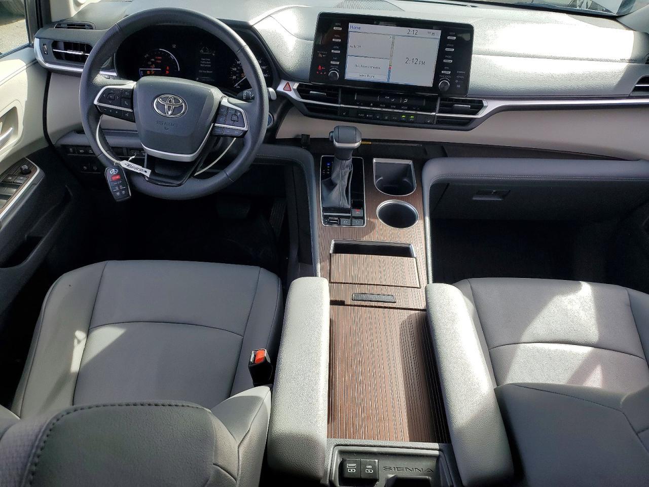 2023 TOYOTA SIENNA
