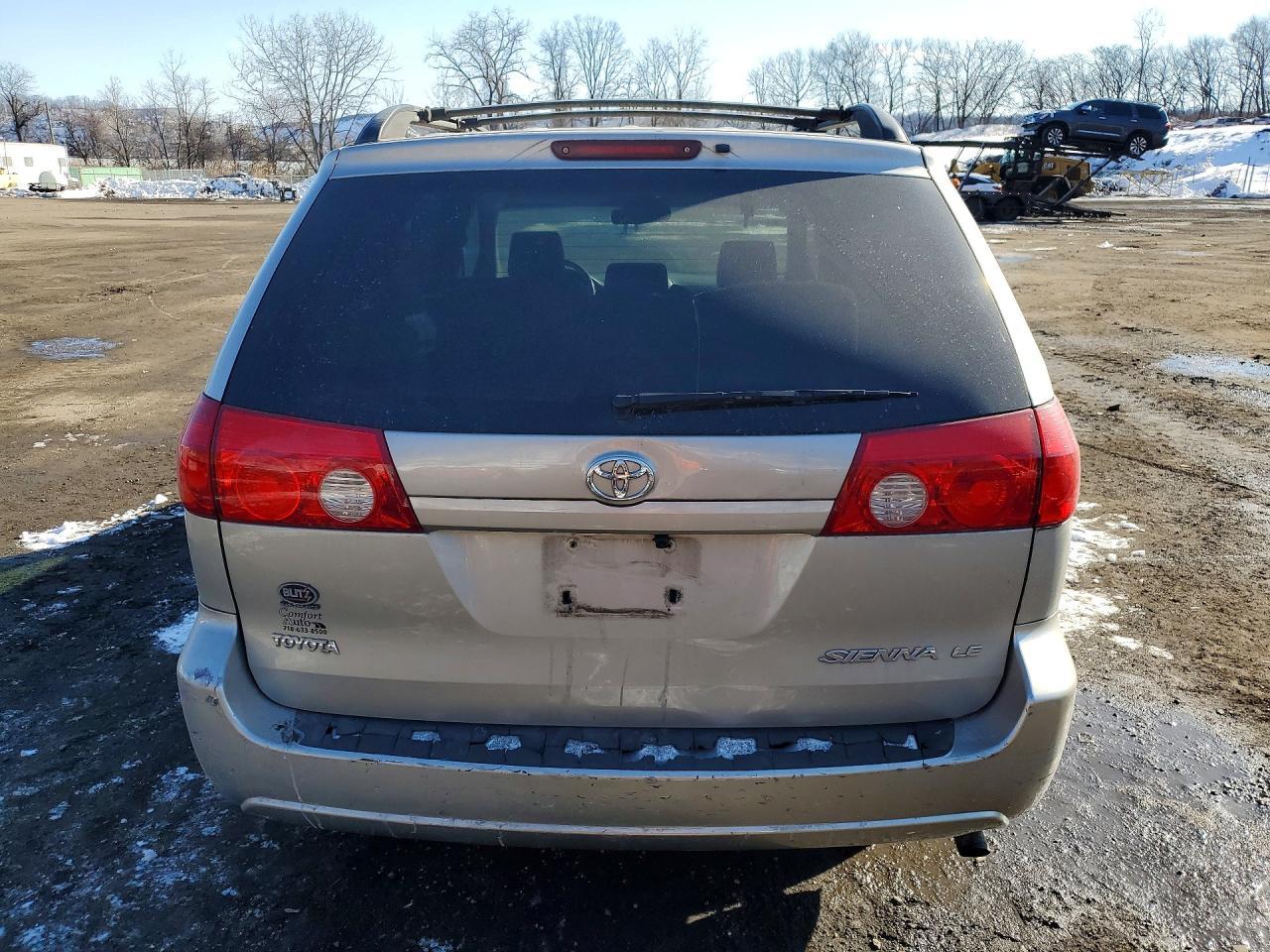 2006 TOYOTA SIENNA