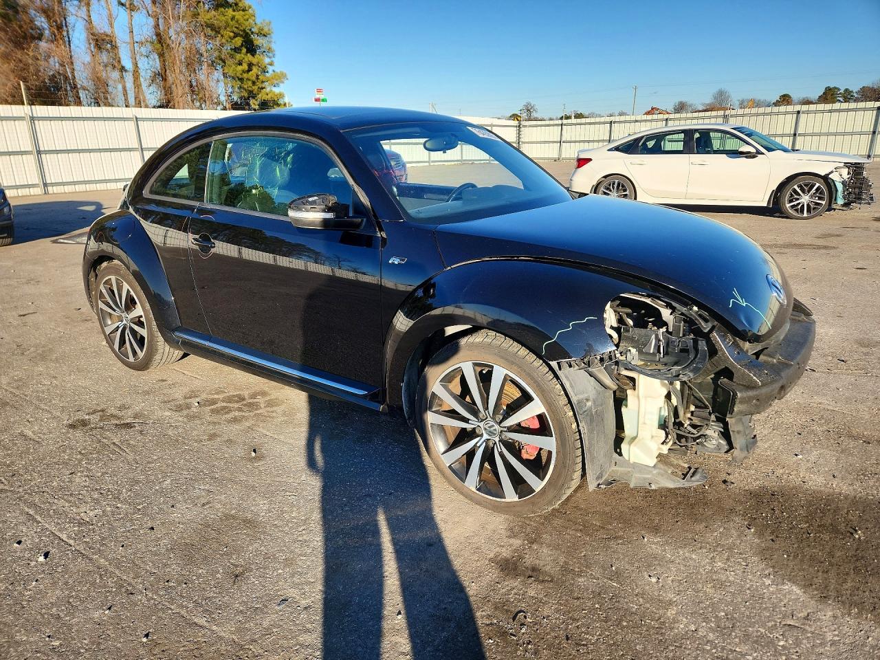 2014 VOLKSWAGEN Beetle