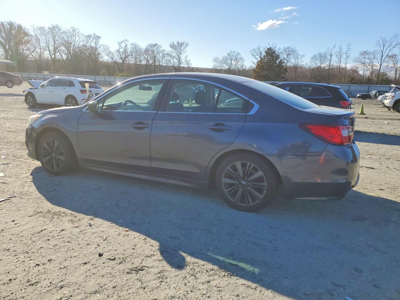 2015 SUBARU Legacy