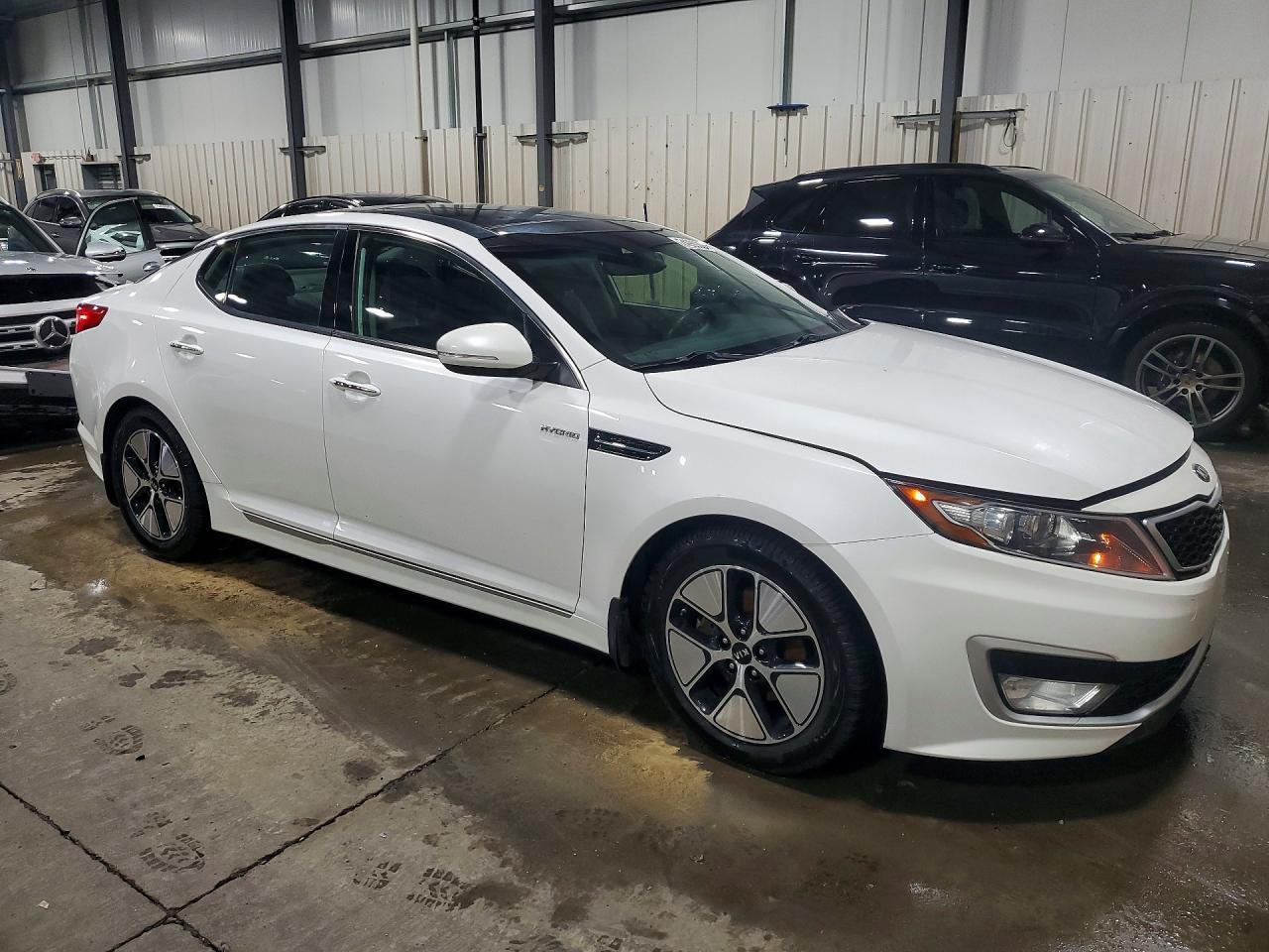 2013 KIA Optima Hybrid