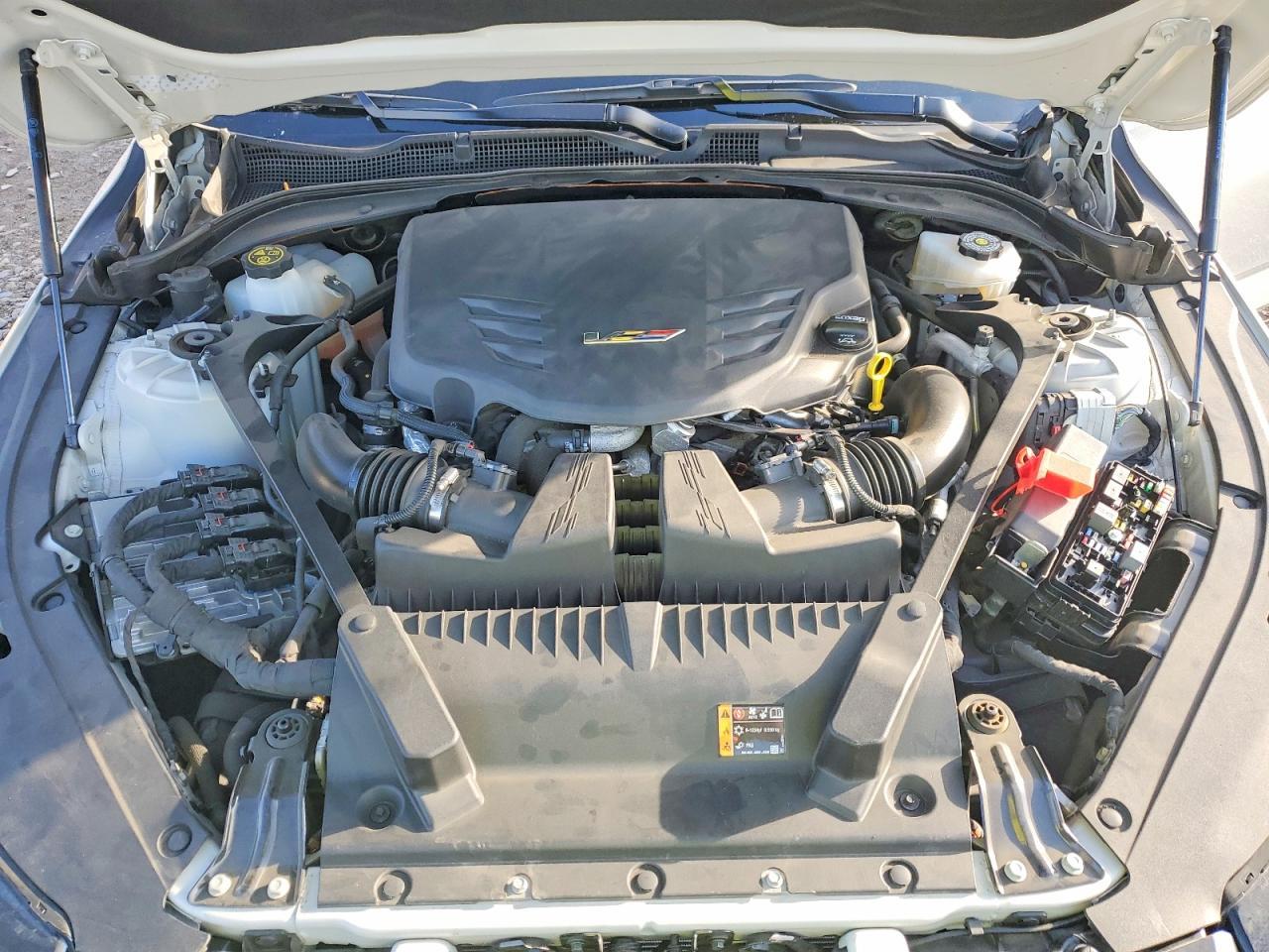 2023 CADILLAC CT4