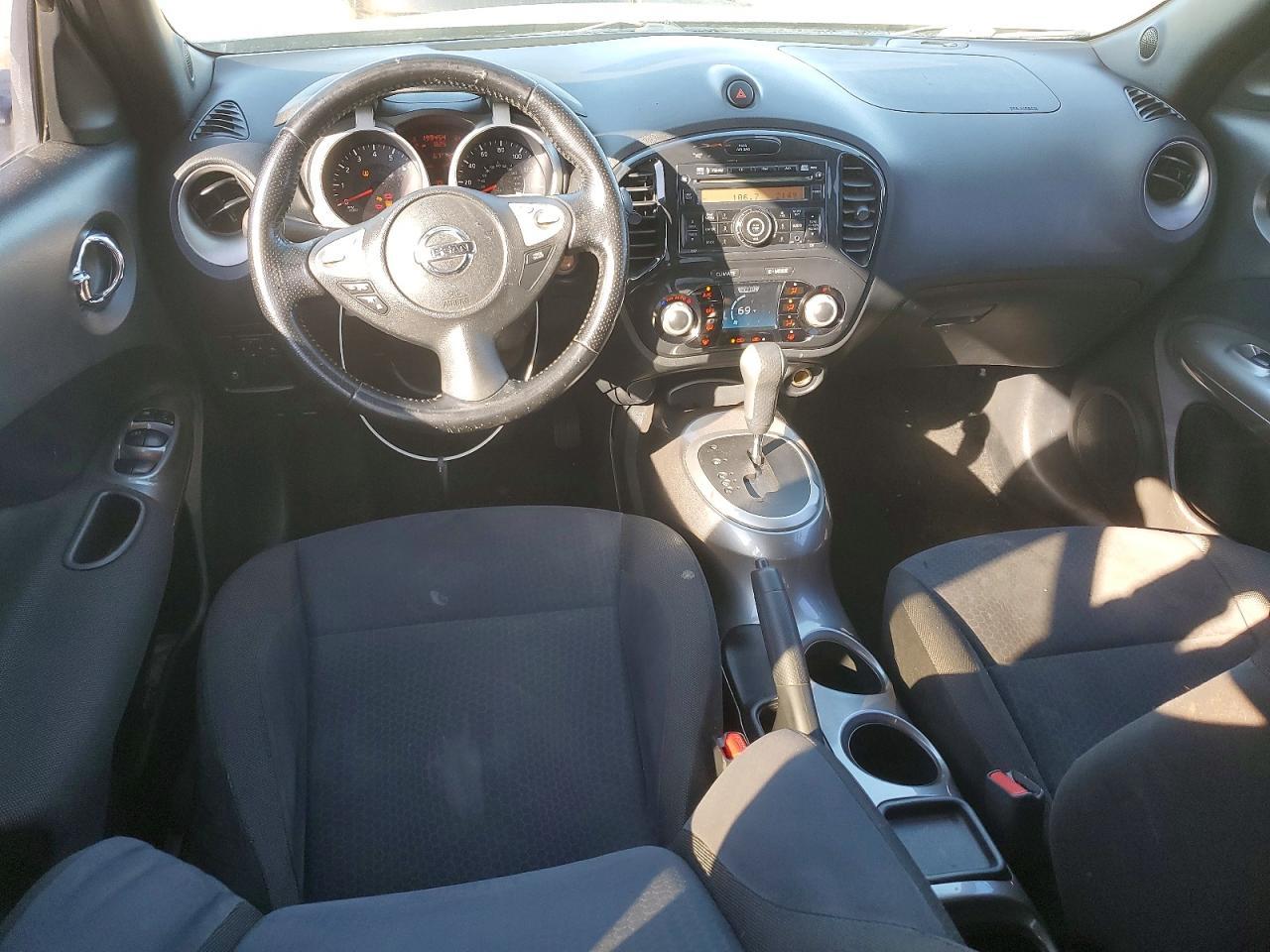 2011 NISSAN Juke