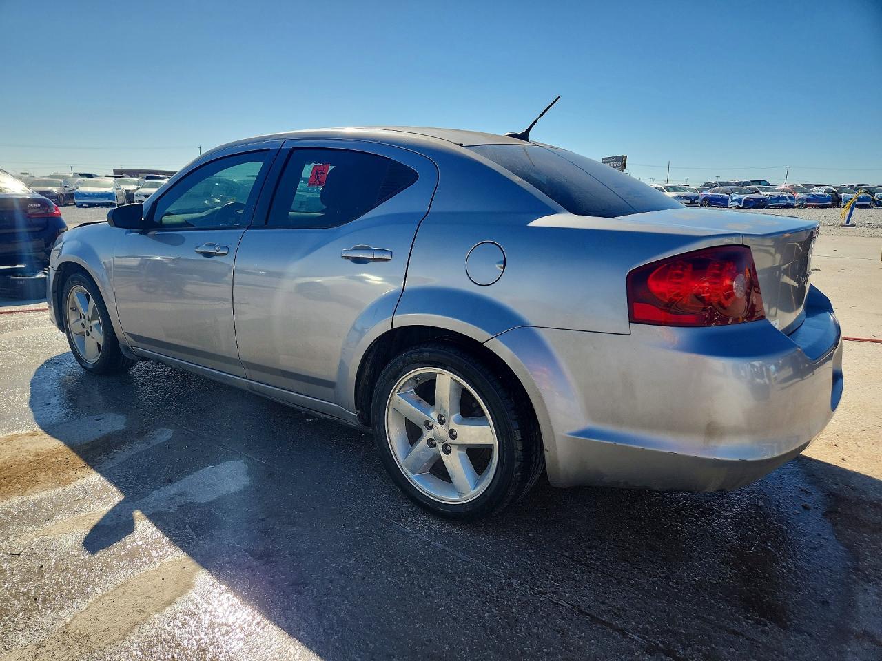 2014 DODGE Avenger
