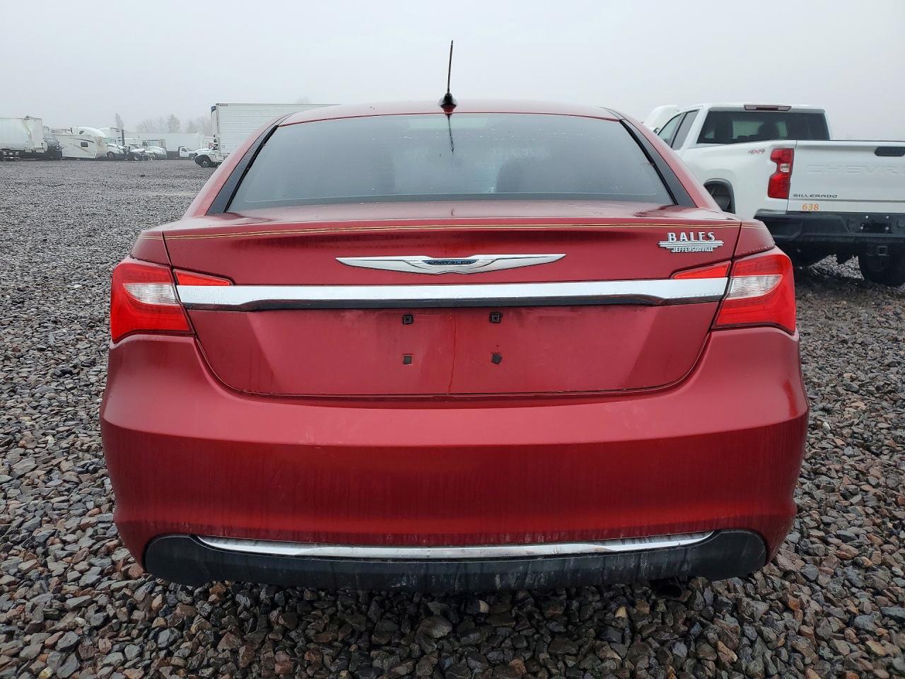 2011 CHRYSLER 200