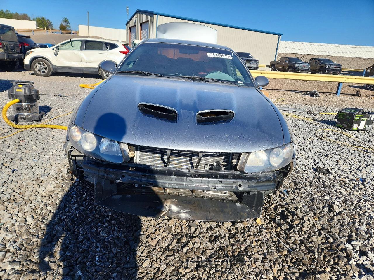 2005 PONTIAC Gto