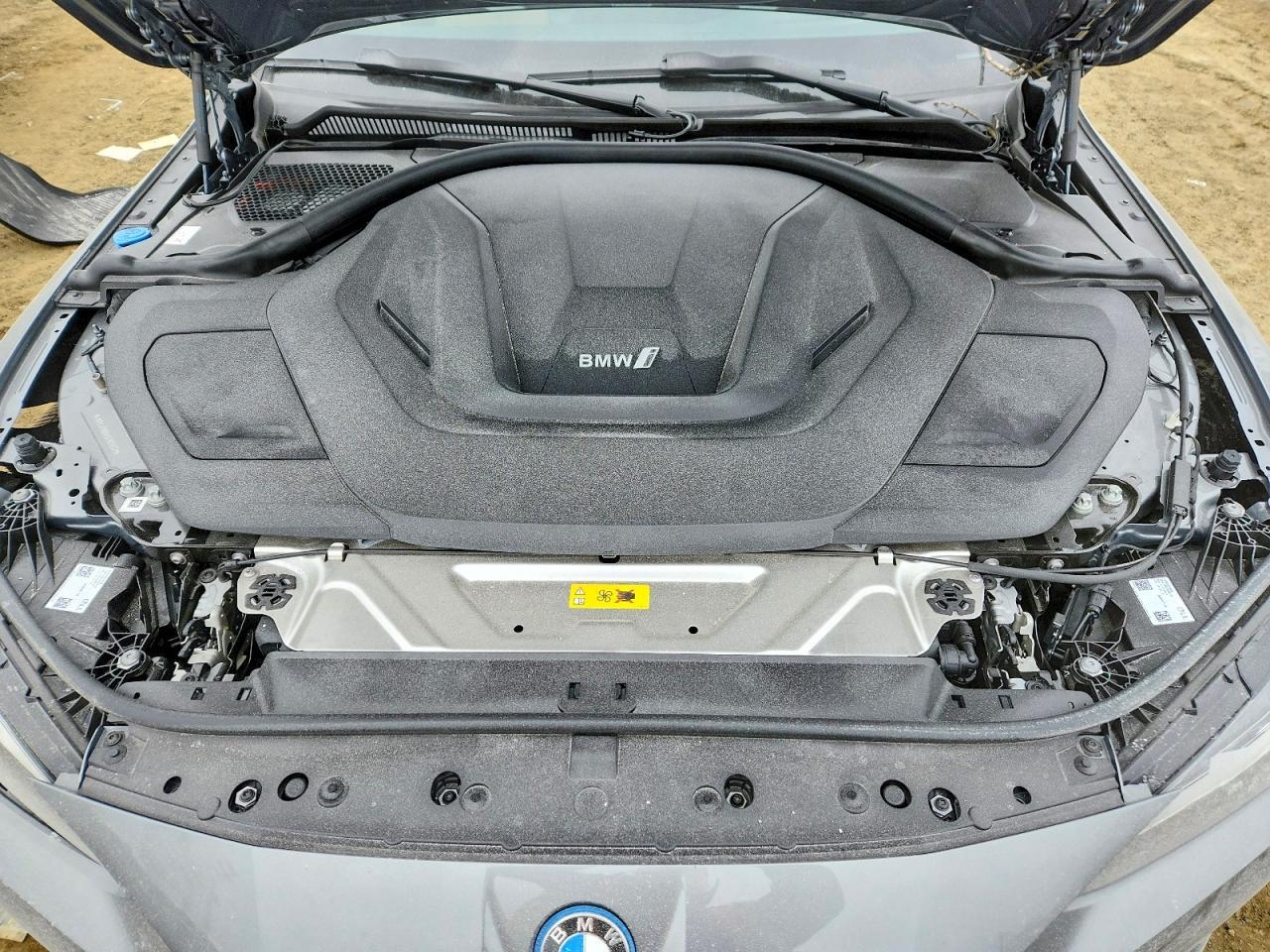 2025 BMW i4
