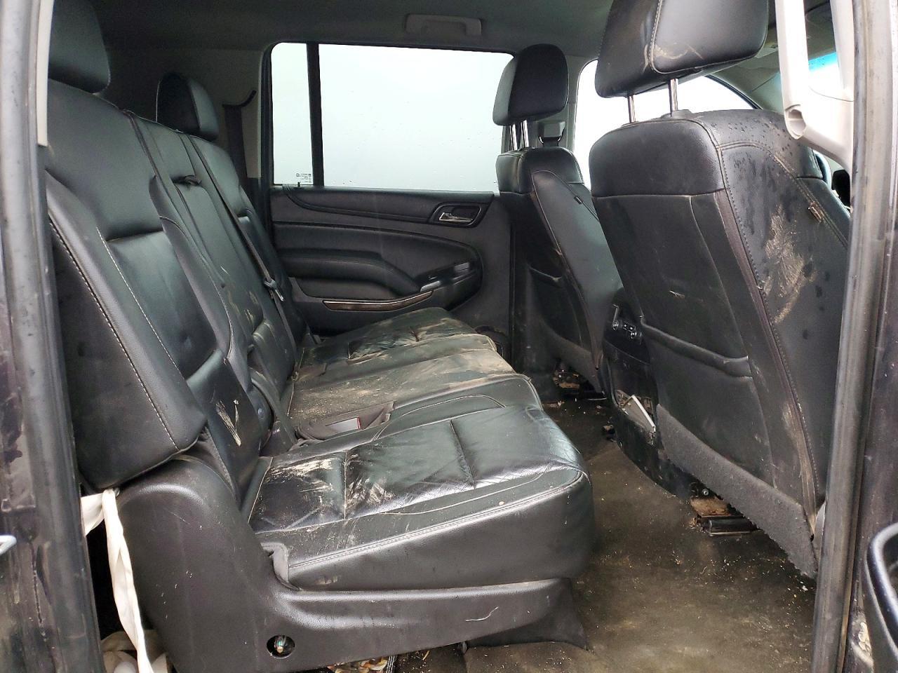 2018 CHEVROLET Suburban