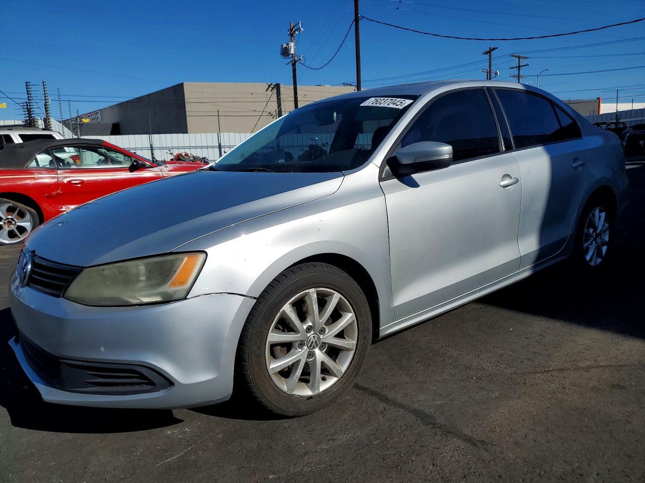 2011 VOLKSWAGEN JETTA