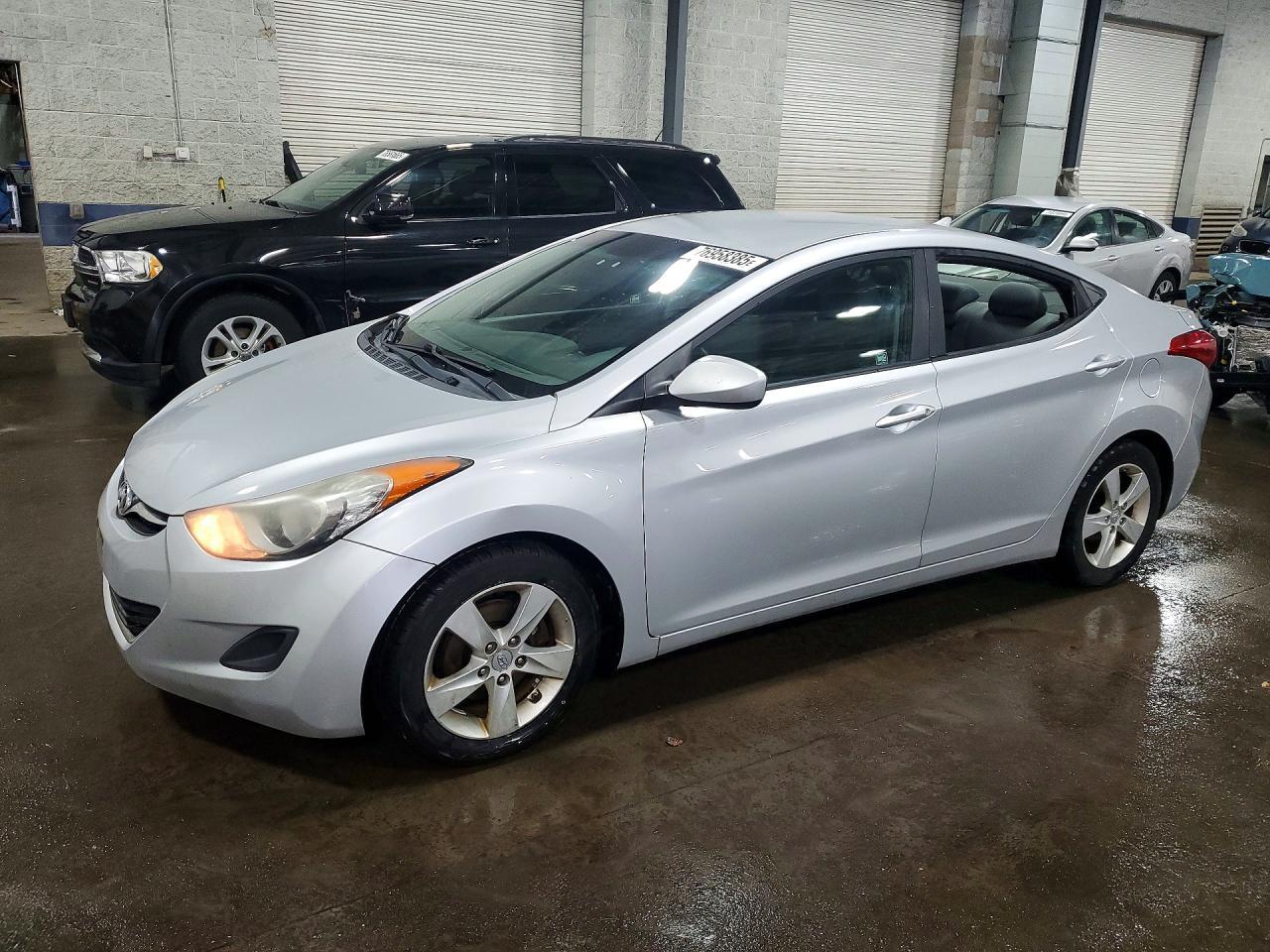 2011 HYUNDAI ELANTRA