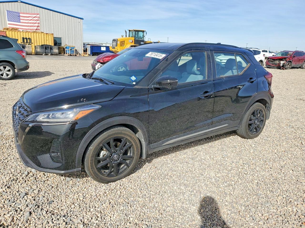 2023 NISSAN KICKS