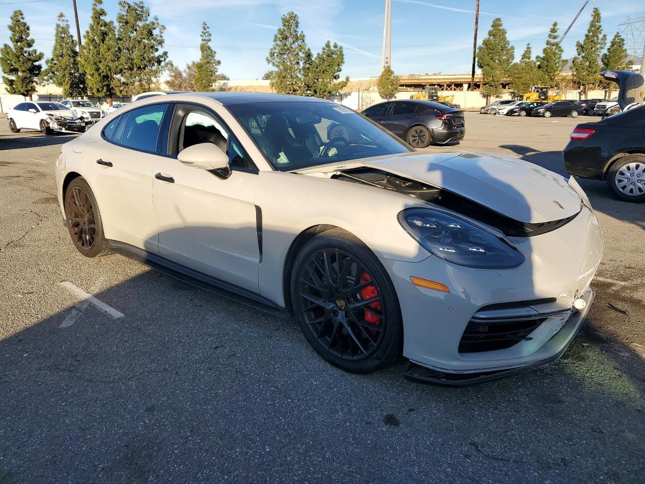 2017 PORSCHE Panamera