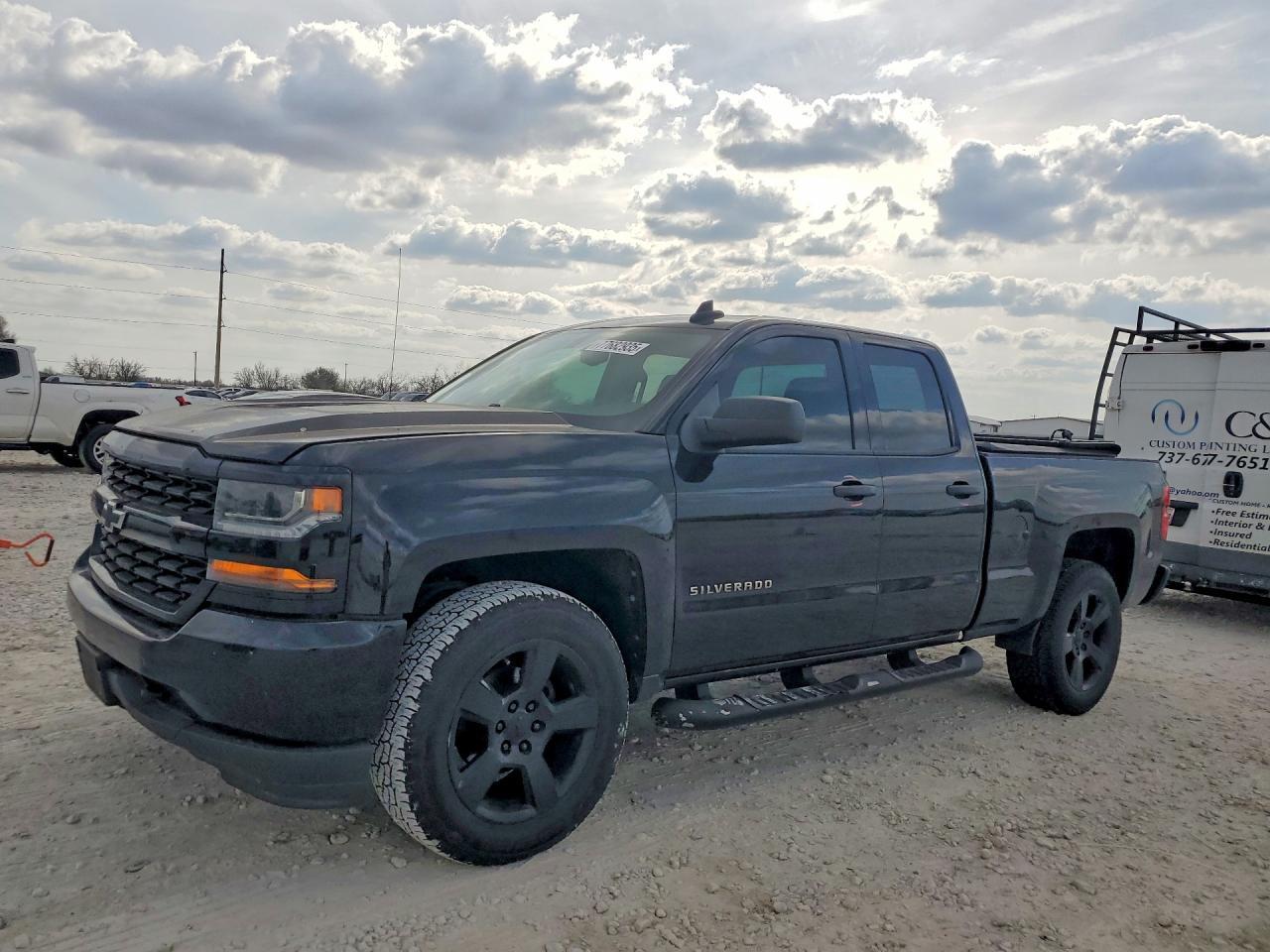 2018 CHEVROLET Silverado