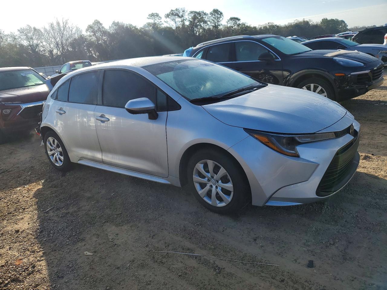 2025 TOYOTA COROLLA